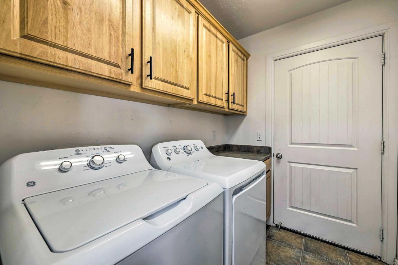 Modern Page Retreat With View, 9 Mi To Wahweap Beach Villa Exterior photo